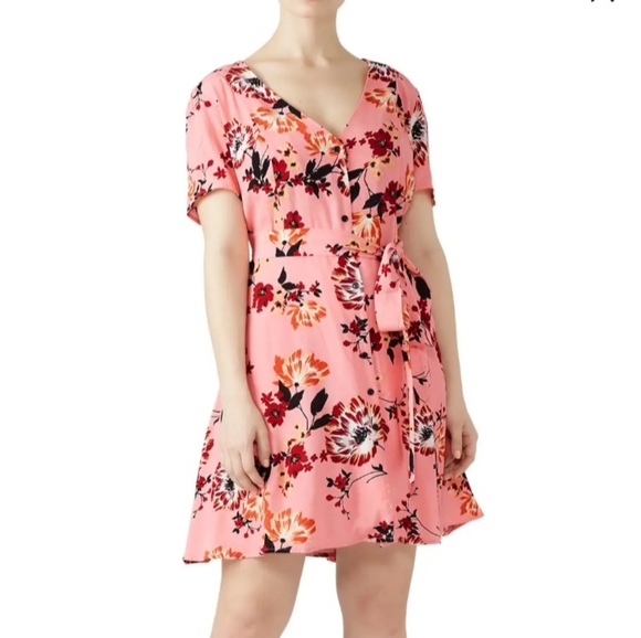 City Chic Botanical Blush Pink Button Dress Size Small 16 - Picture 2 of 7